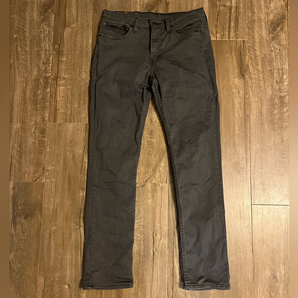Grey Levi’s 511 31x32